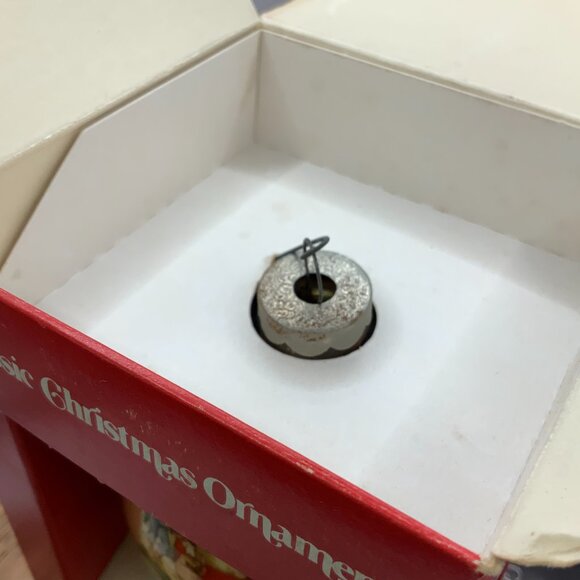 Coca Cola Vintage Classic Corning Glass Works Christmas Ornament - Picture 5 of 6